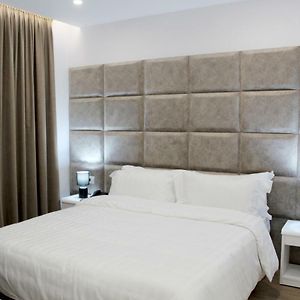 Kamer met een Queen Size Bed